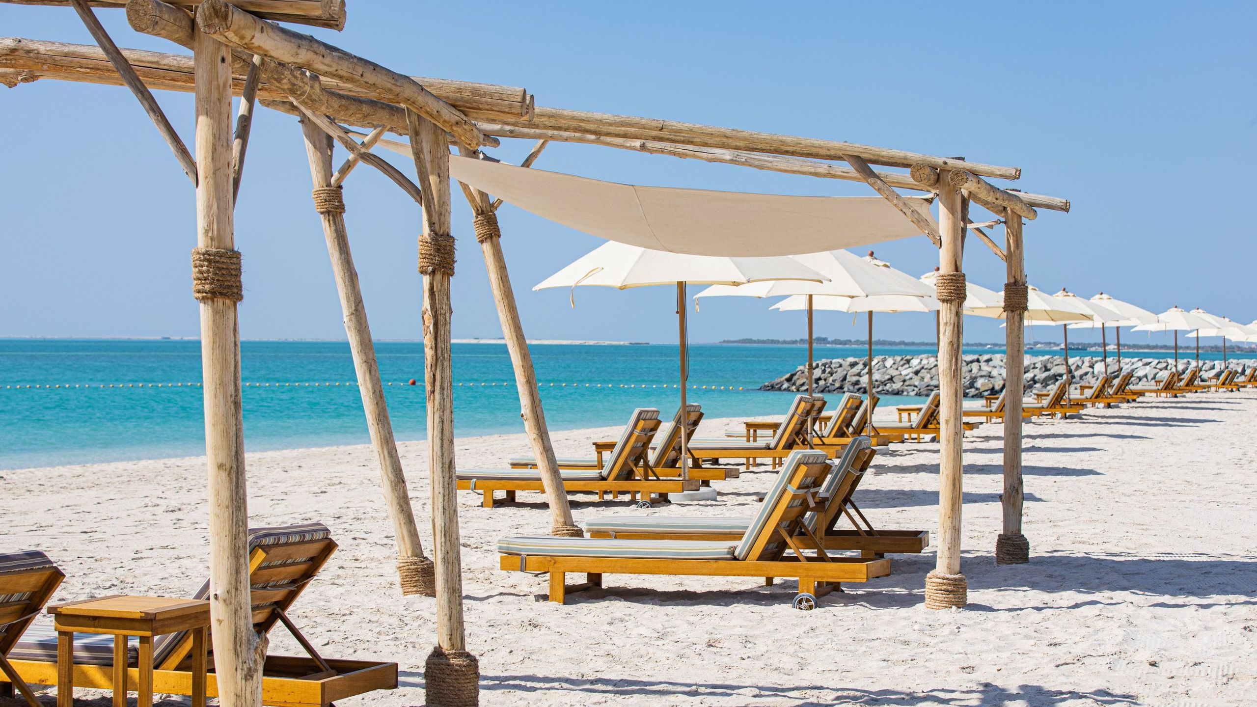 Al Hudayriyat Island beach