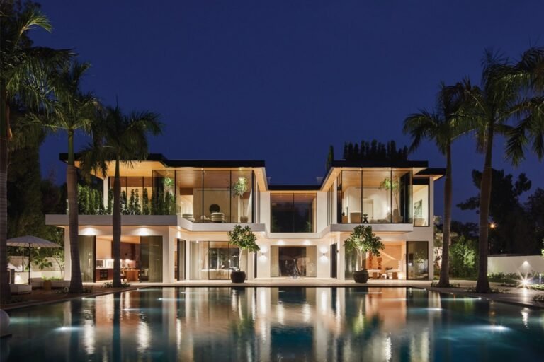 The Top 10 Luxury Property Neighborhoods in Dubai