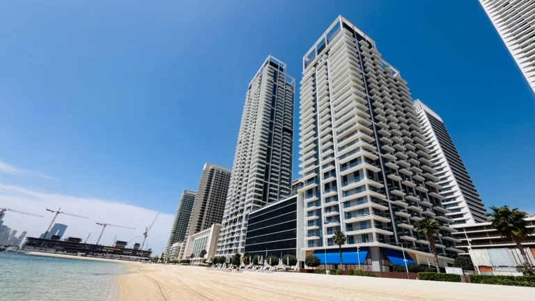 Waterfront Apartments Dubai: The Complete Investor’s Guide for 2026